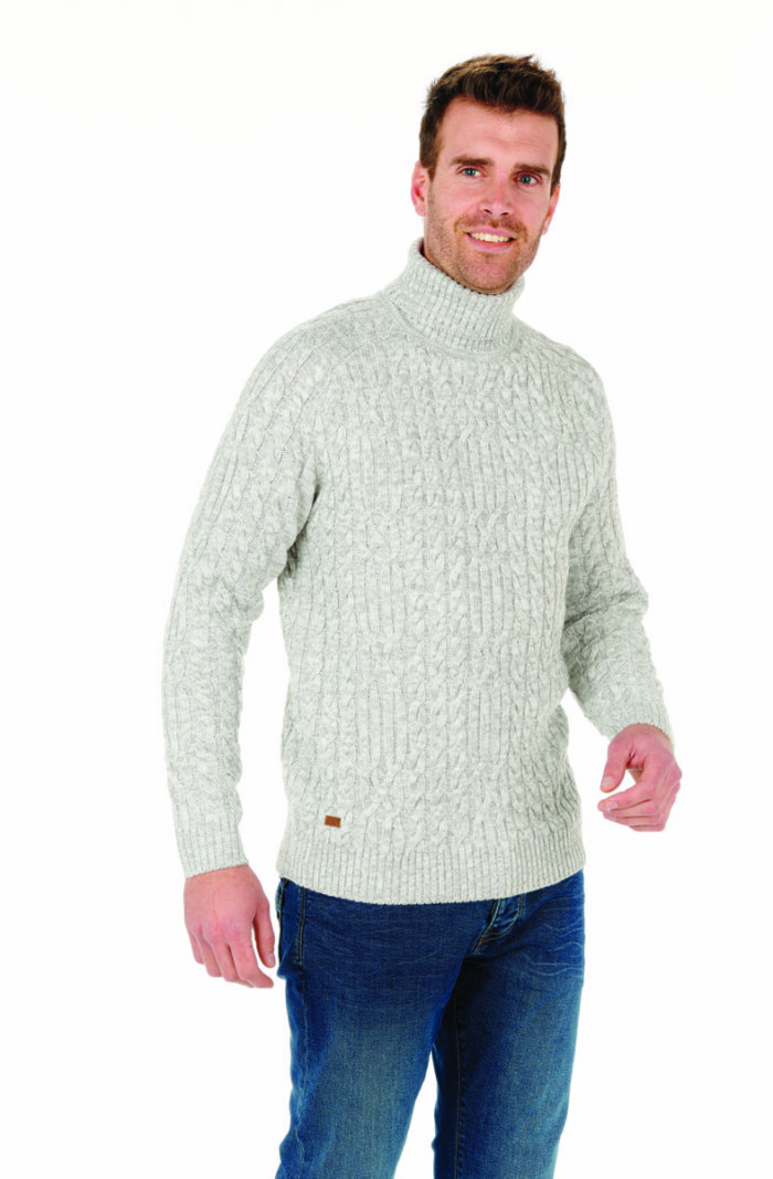Pull homme. Pull col roulé irland twisted